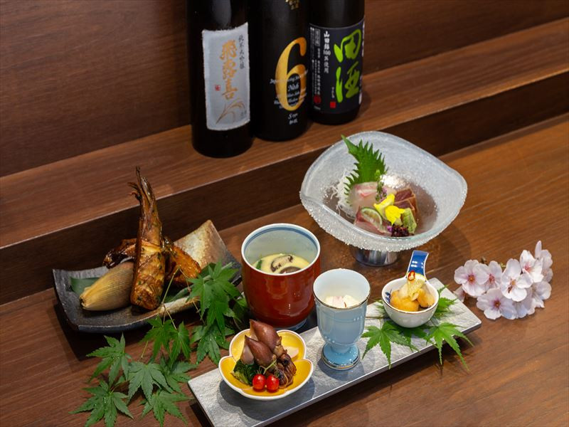三種の日本酒と創作日本料理